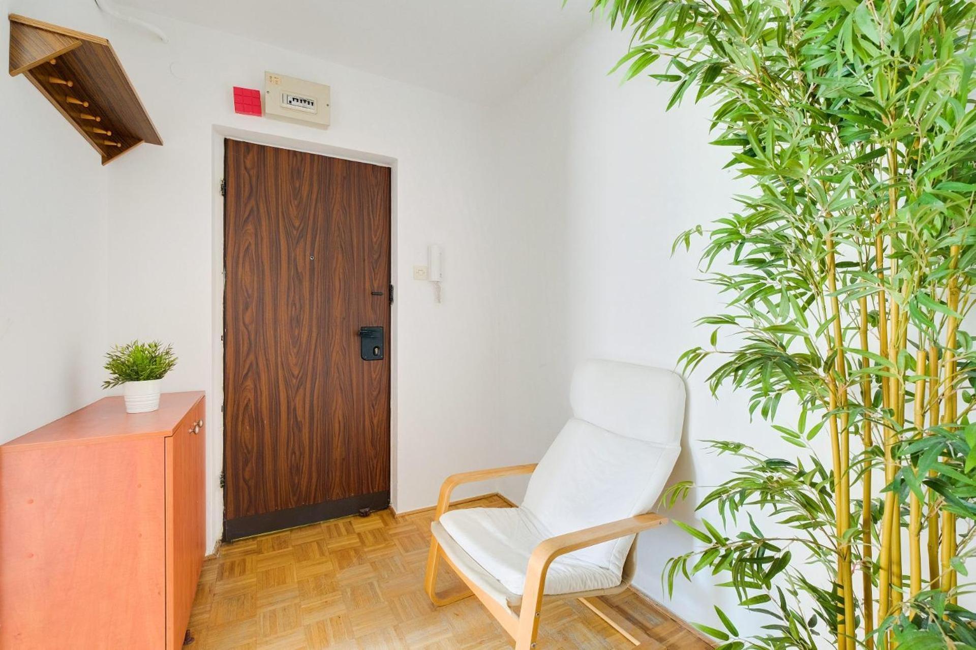 Spacious Apartment In Green Location Βαρσοβία Εξωτερικό φωτογραφία