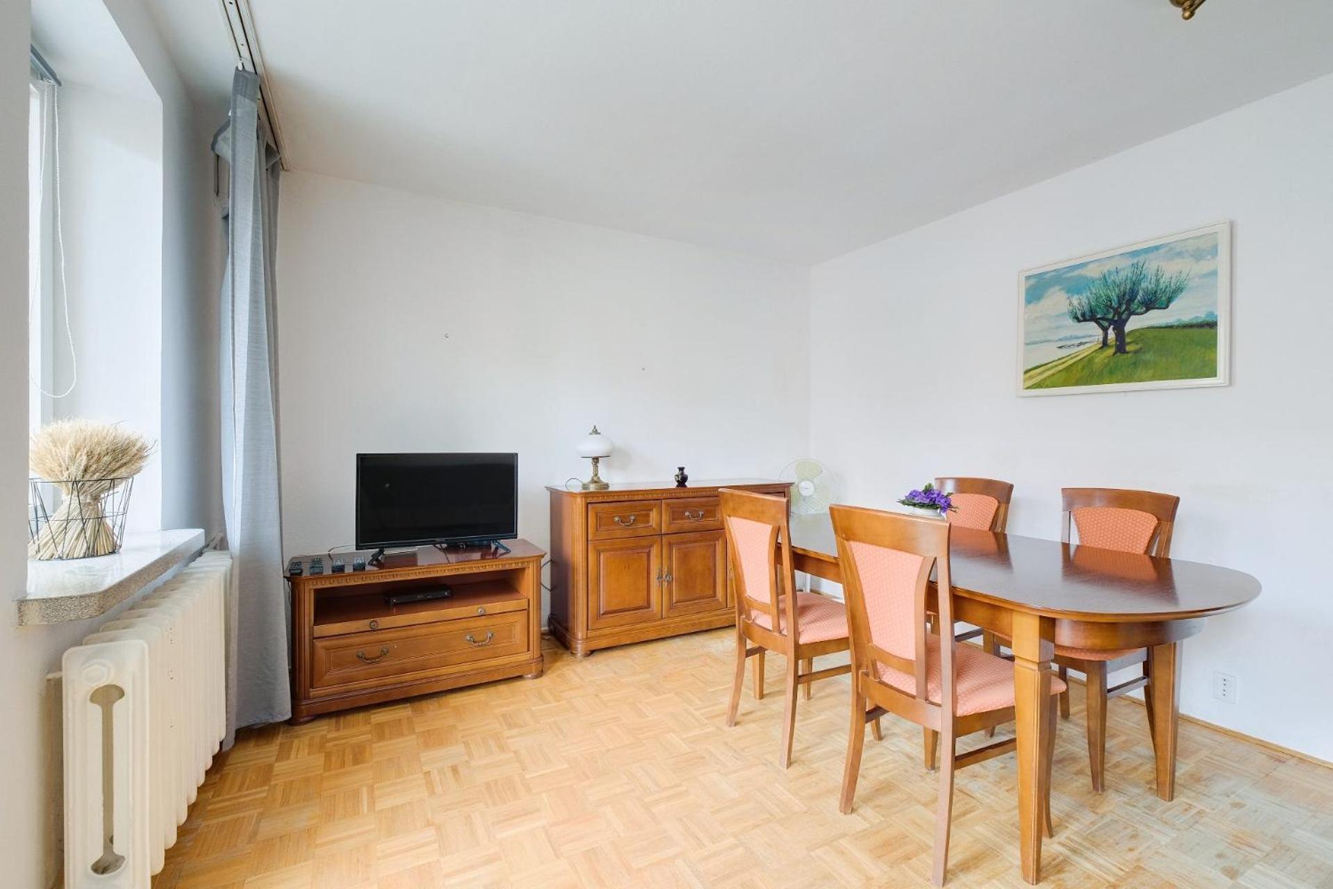 Spacious Apartment In Green Location Βαρσοβία Εξωτερικό φωτογραφία