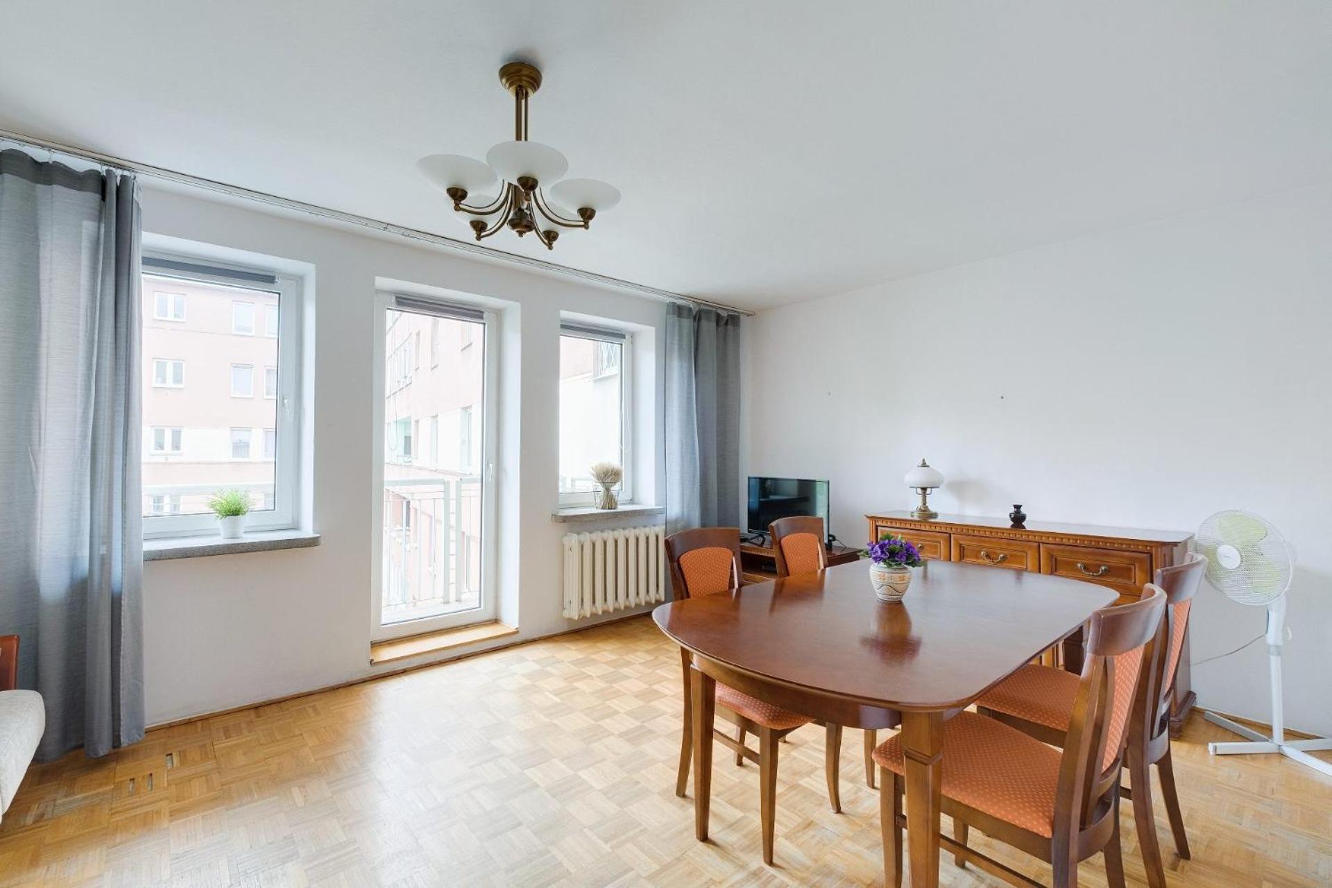 Spacious Apartment In Green Location Βαρσοβία Εξωτερικό φωτογραφία