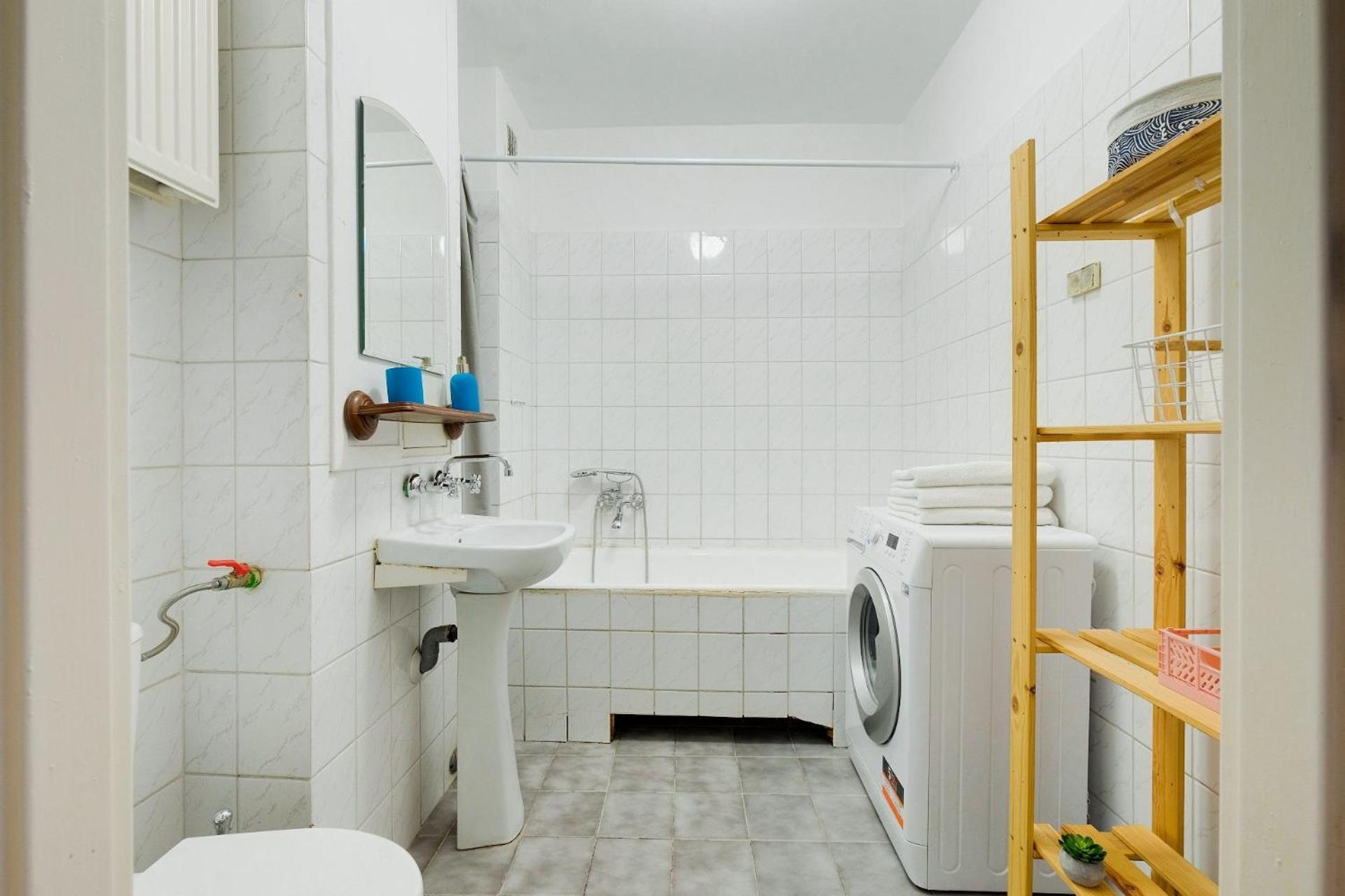 Spacious Apartment In Green Location Βαρσοβία Εξωτερικό φωτογραφία