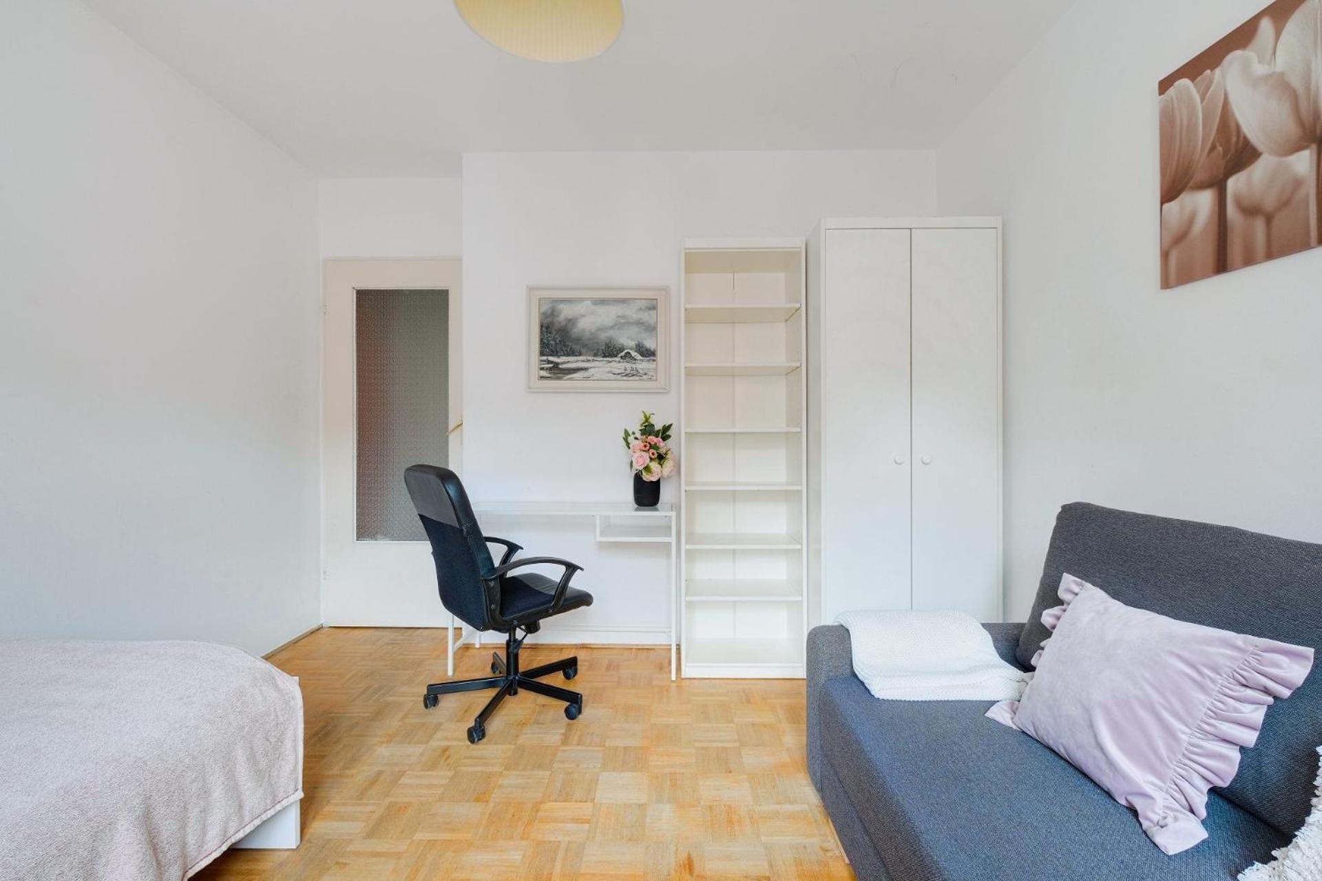 Spacious Apartment In Green Location Βαρσοβία Εξωτερικό φωτογραφία